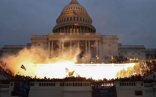 L’assalto a Capitol Hill, il golpe (fallito) di “The Donald”